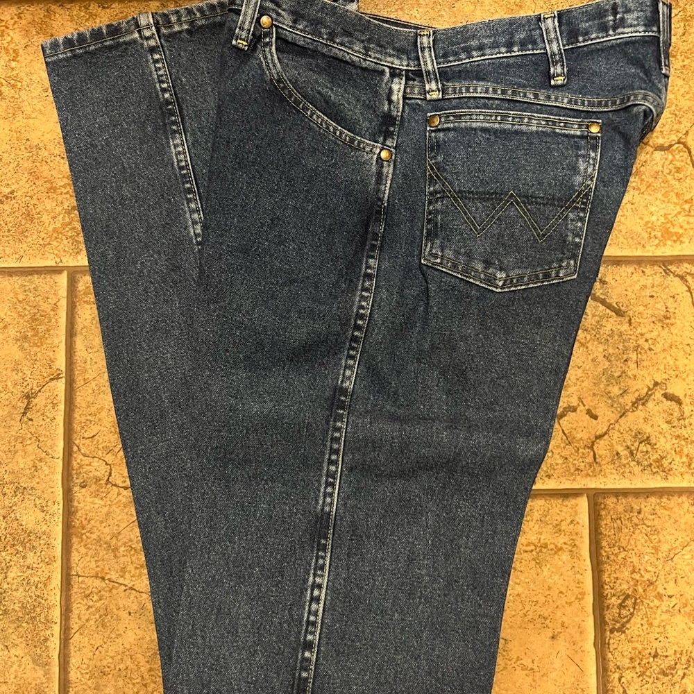 Wrangler George Strait Collection 13MGSHD